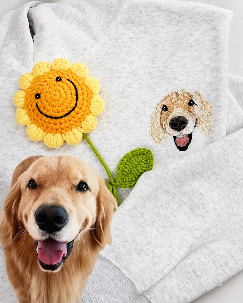 Custom Pet Portrait Embroidered  Hoodie 情境圖