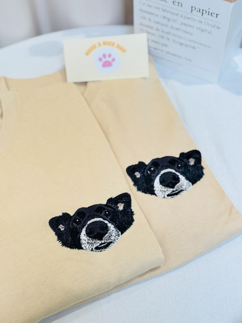 Custom Pet Portrait Embroidered T-Shirt 情境圖