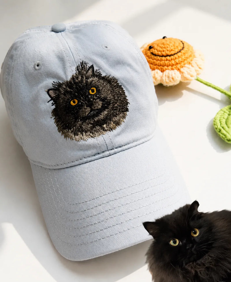Custom Pet Portrait Embroidered Baseball Cap from Photo 情境圖